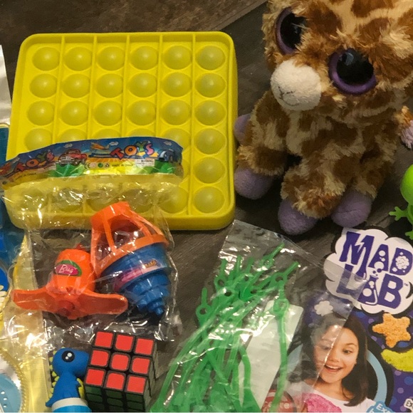 NEW 33pc+ Kids Toy Bundle - Picture 6 of 11